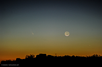 Comet Panstarrs and the young moon