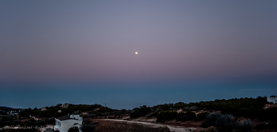 Full Moonset at Dawn
